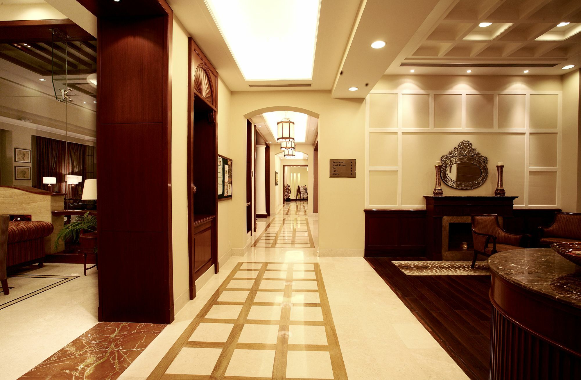 Dlf Club 3 Hotel Gurgaon Exterior photo